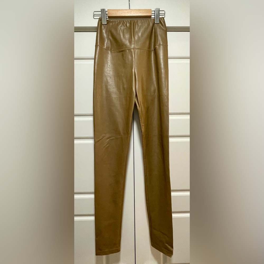 Wilfred Daria Brown Vegan Leather Leggings